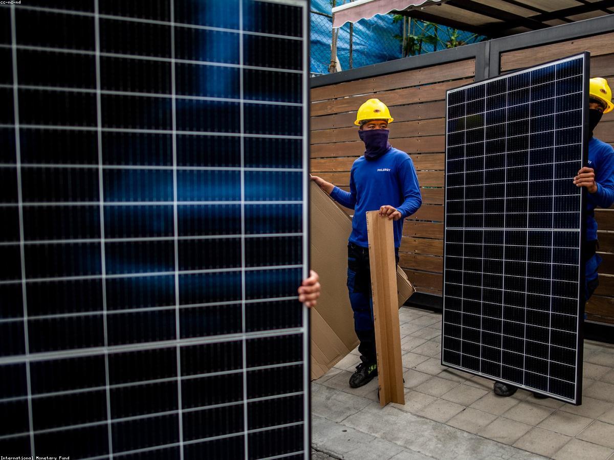 Solar panel installation team